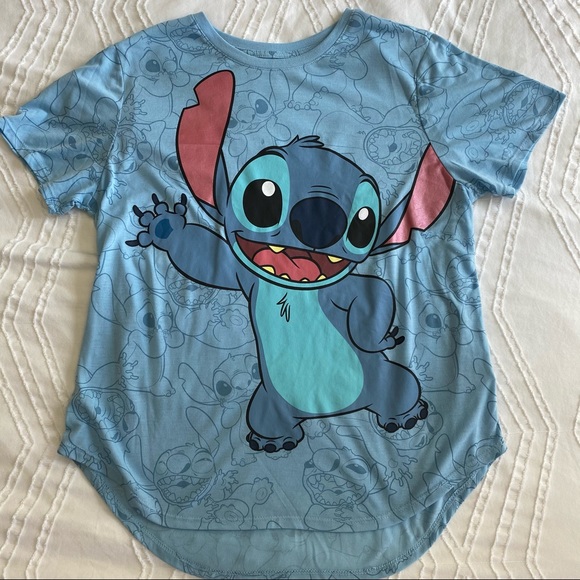 Disney Tops - COPY - NWOT Disney stitch tee 3x 1x